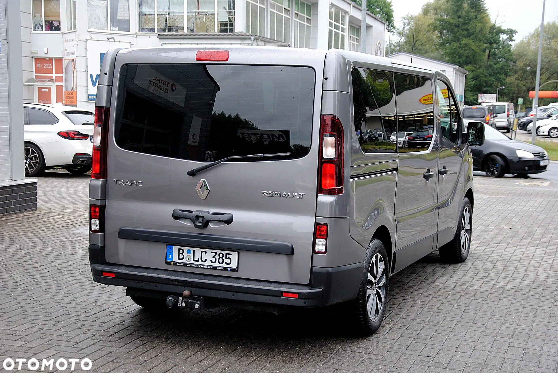 Renault Trafic SpaceClass 2.0 dCi EDC - 6