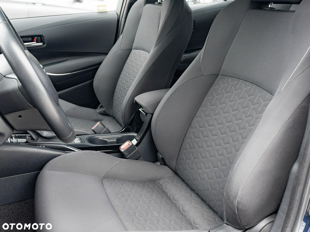 Toyota Corolla 1.8 Hybrid GPF Comfort - 14