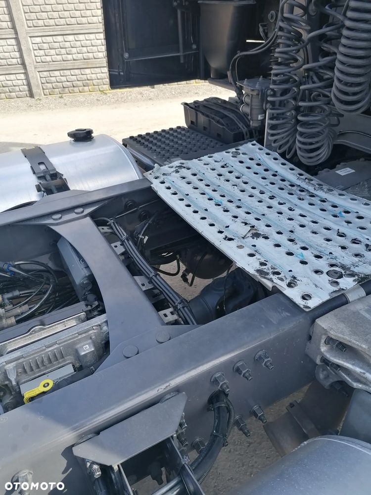 Volvo Volvo FH 13 460KM I-SAVE - 18