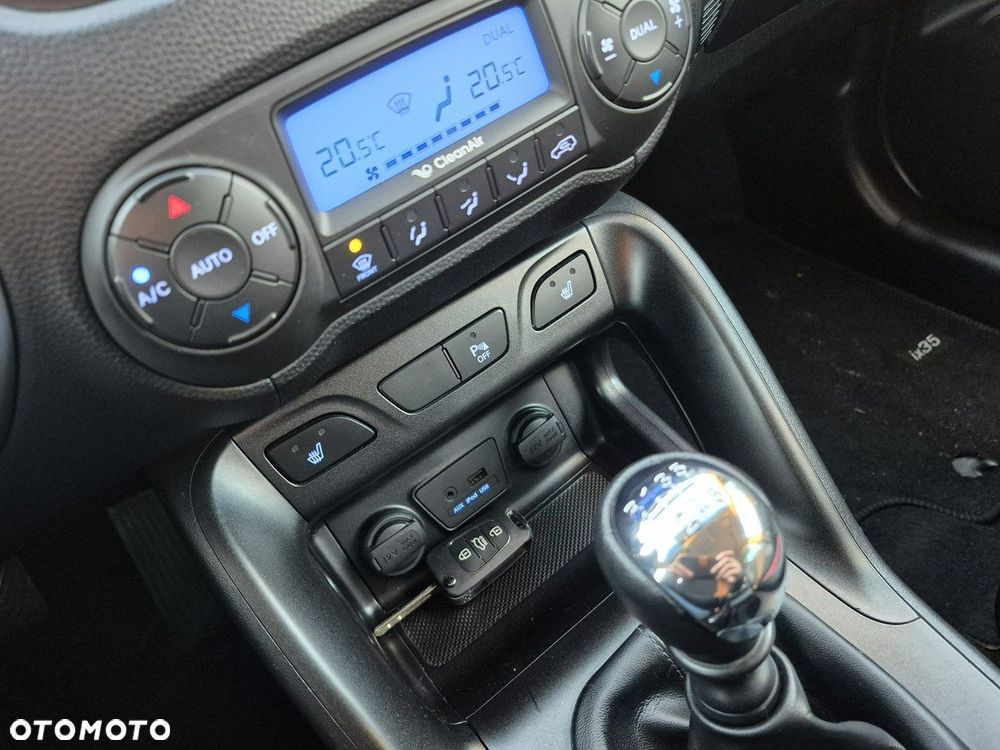 Hyundai ix35 - 15