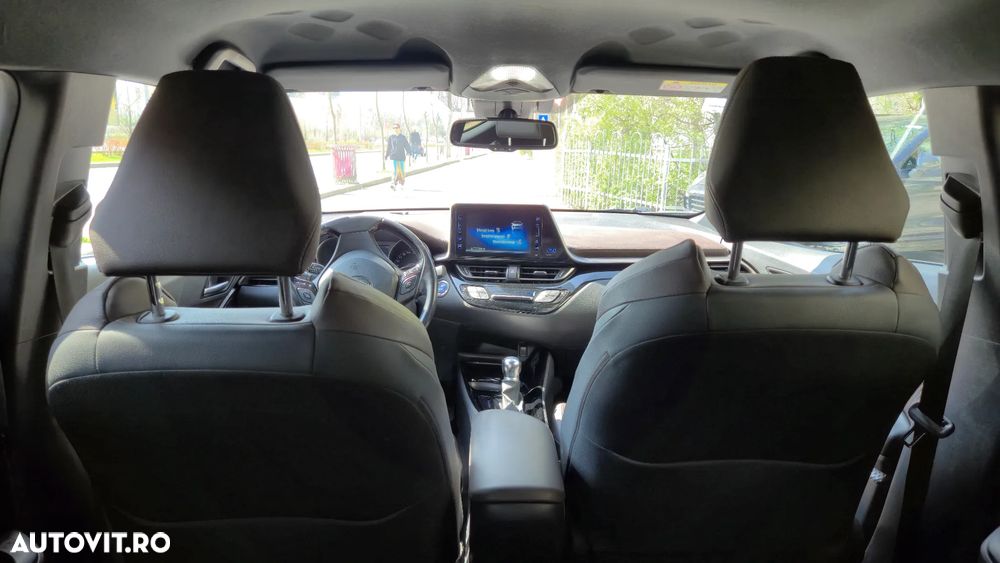 Toyota C-HR 1.8 HSD 4x2 CVT C-lassy - 13