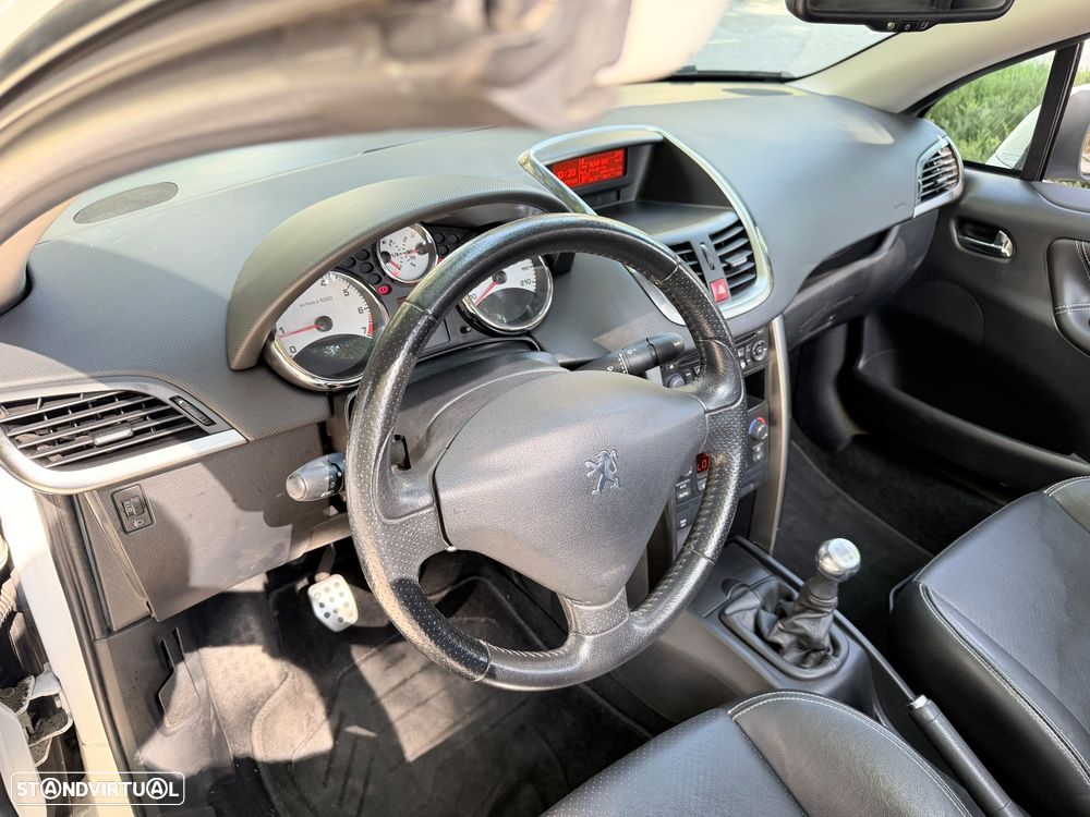 Peugeot 207 CC 150 THP Sport - 23