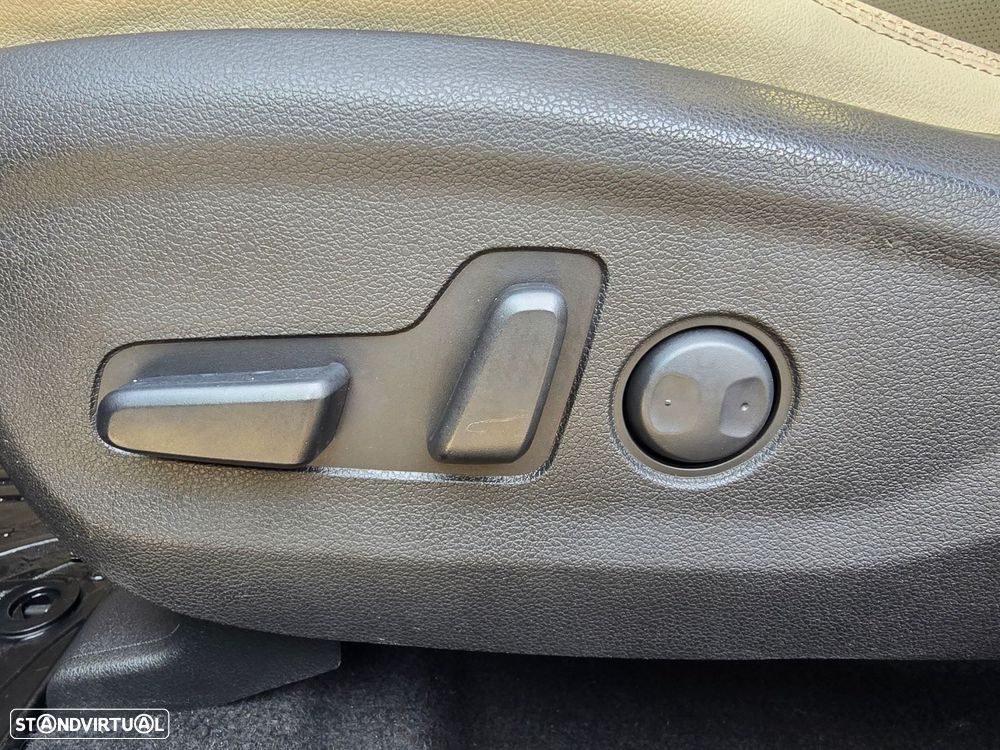 Hyundai Tucson 1.7 CRDi Executive - 36