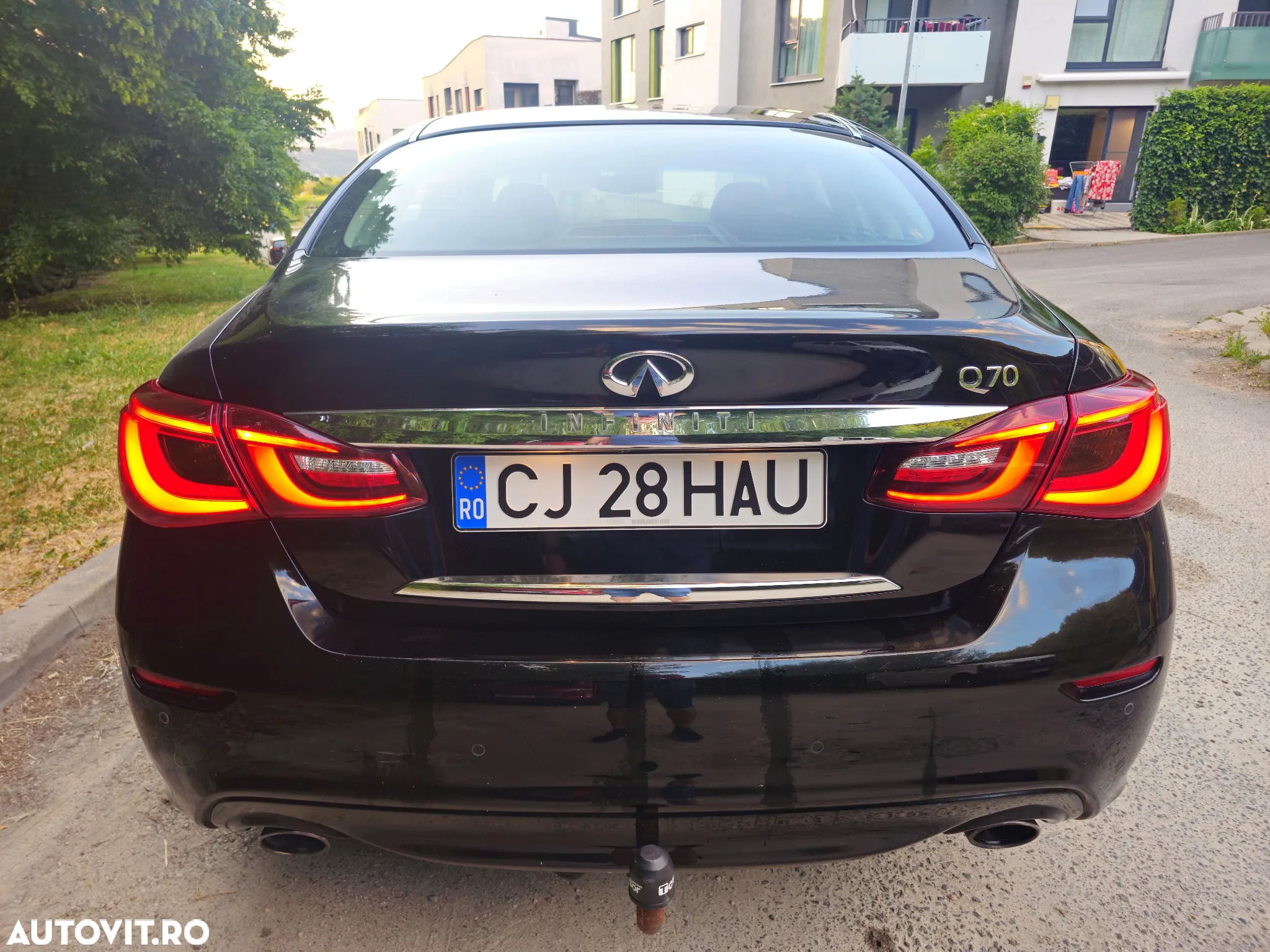 Infiniti Q70 2.2d - 10
