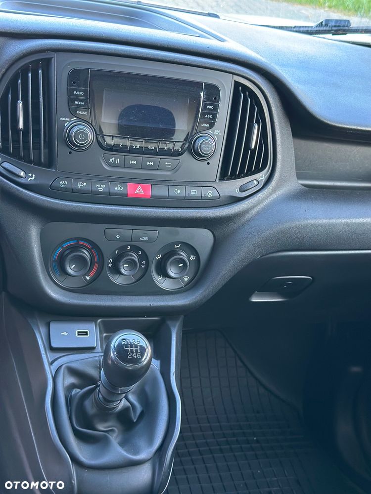 Fiat Doblo - 22