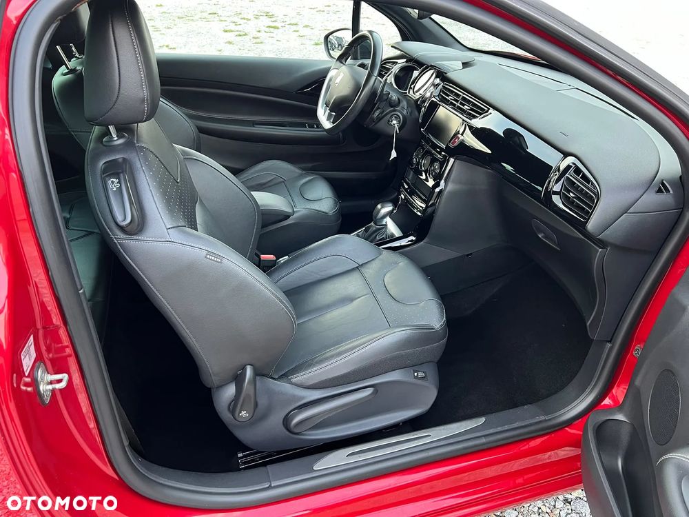 Citroën DS3 PureTech 110 Start & Stop EAT6 SoChic - 12