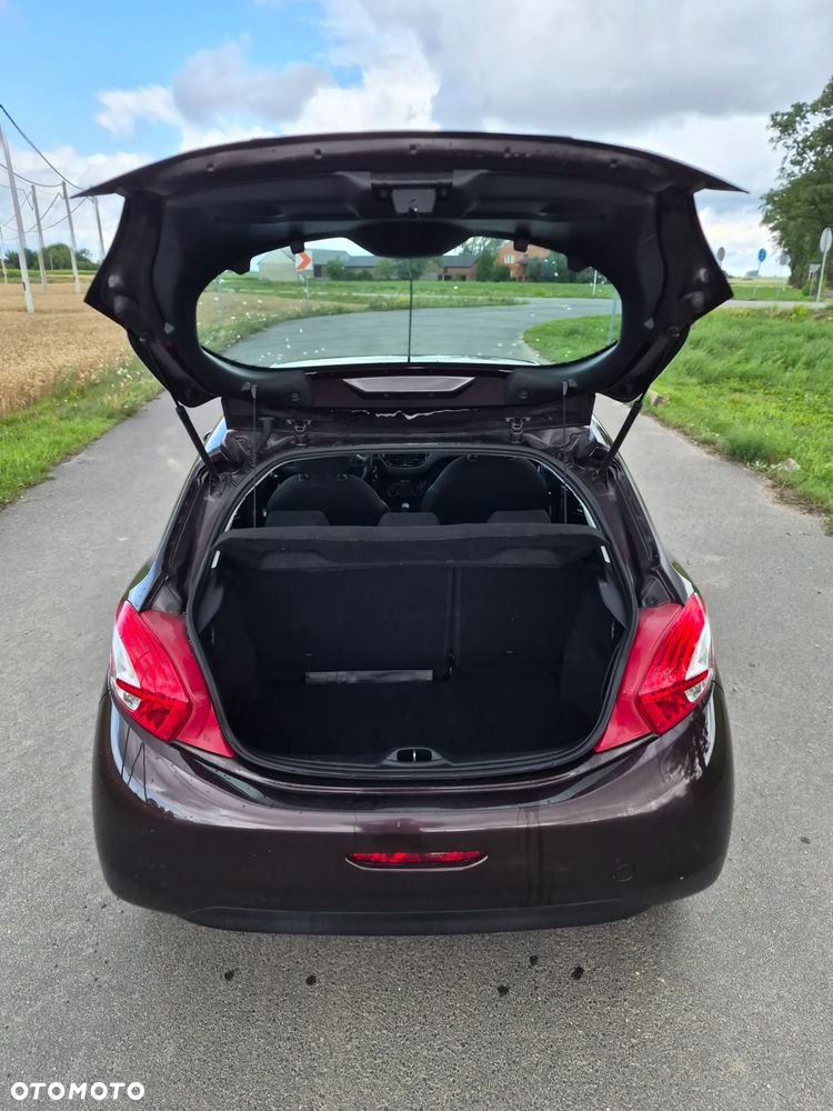 Peugeot 208 HDi 68 Access - 11