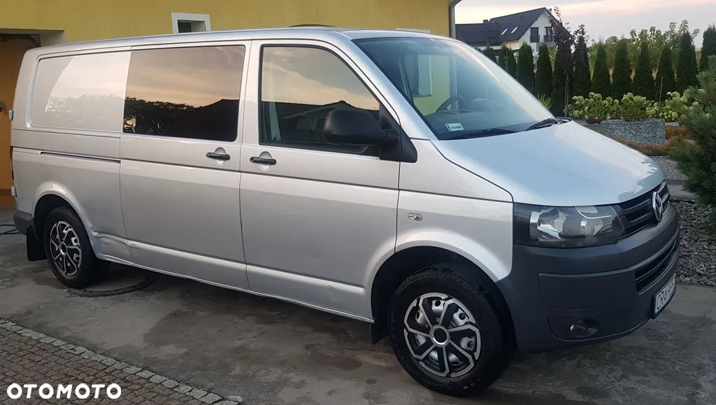 Volkswagen Transporter T5 TDI L2H1 - 3
