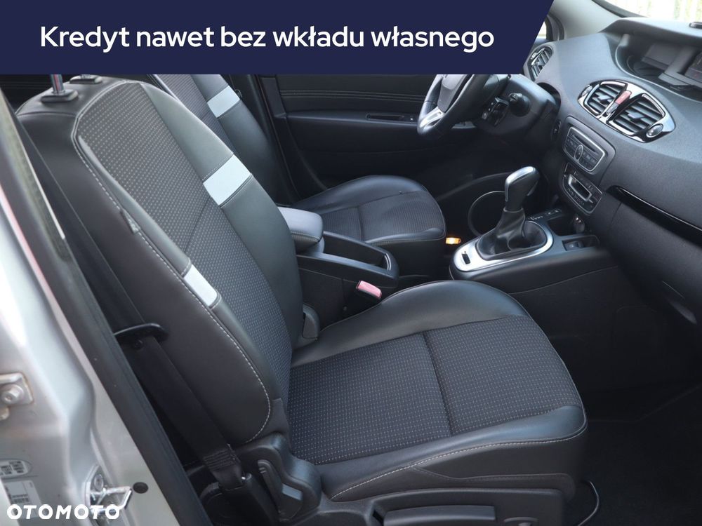 Renault Scenic - 11