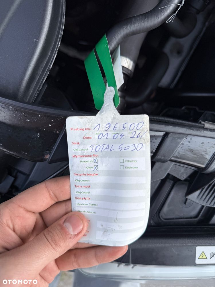 BMW Seria 1 118d DPF - 12
