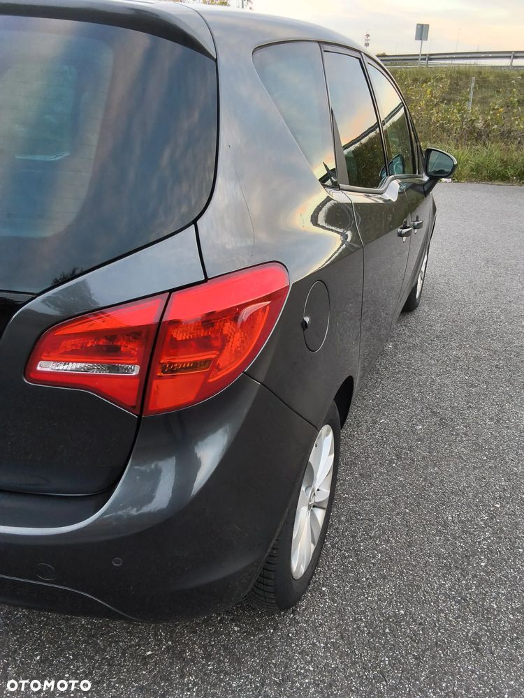 Opel Meriva - 32