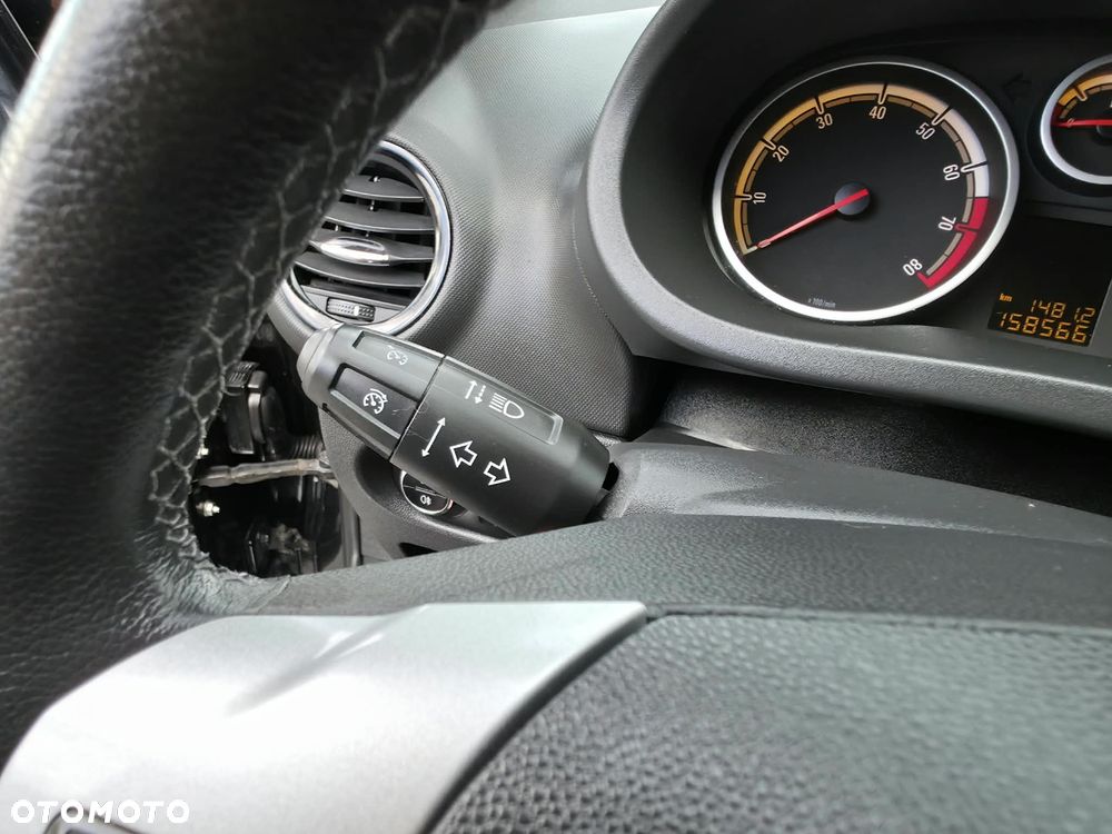 Opel Corsa 1.4 16V 150 Jahre - 21