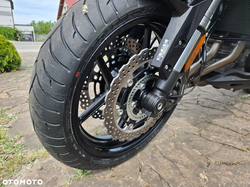 Kawasaki Versys 1000 - 16