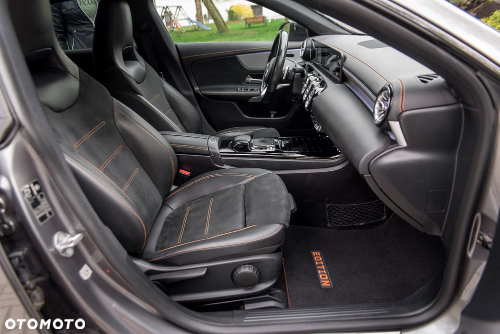 Mercedes-Benz CLA 220 Edition 1 7G-DCT - 38