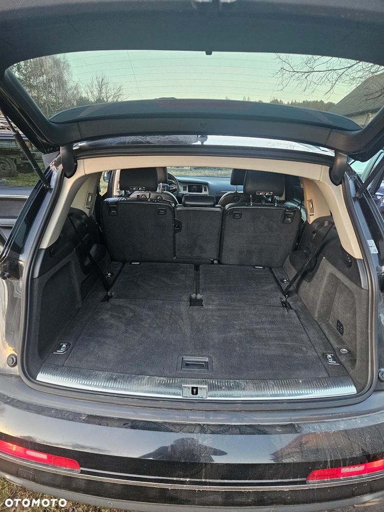 Audi Q7 3.0 TDI DPF clean diesel Quattro Tiptronic - 17