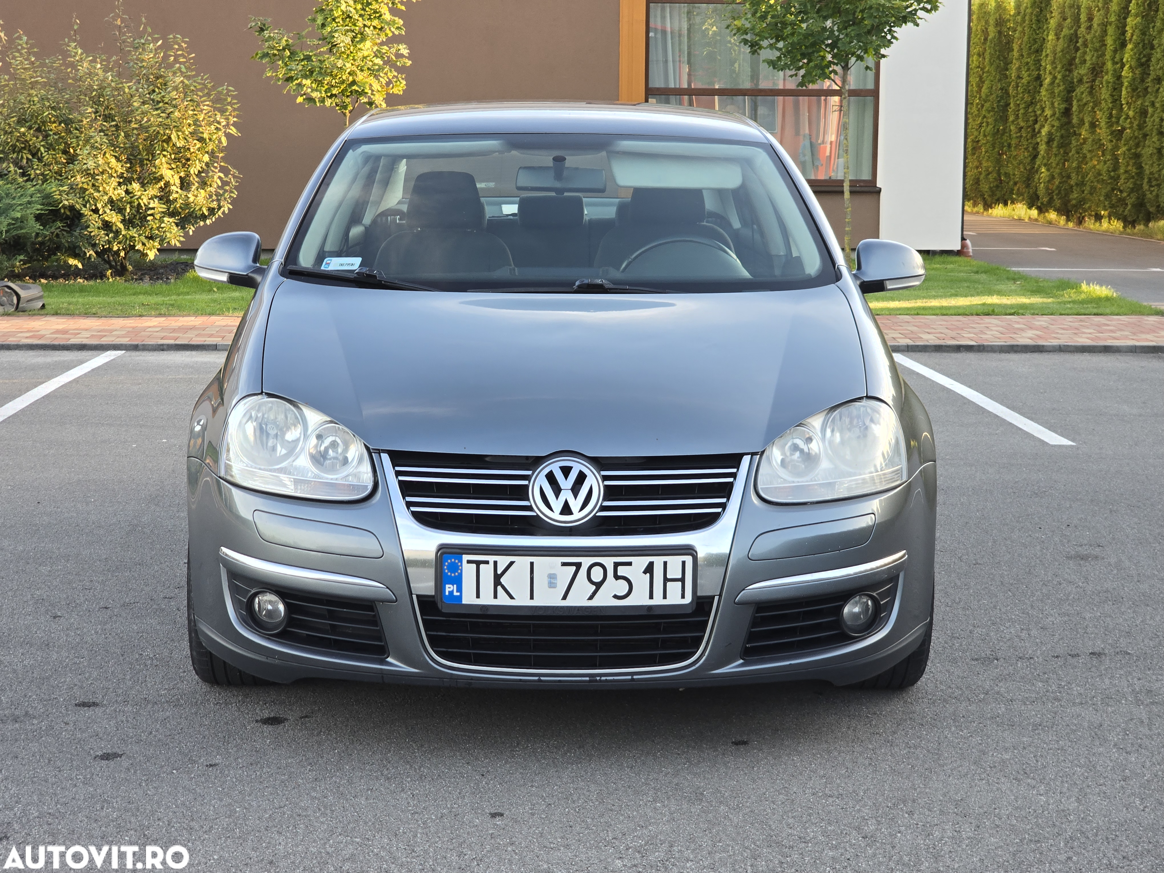 Volkswagen Jetta 1.9 TDI Comfortline - 12