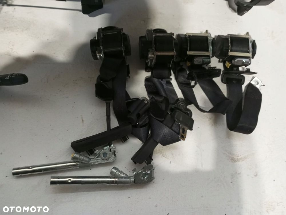 Konsola pulpit deska NISSAN JUKE II F16 - 10