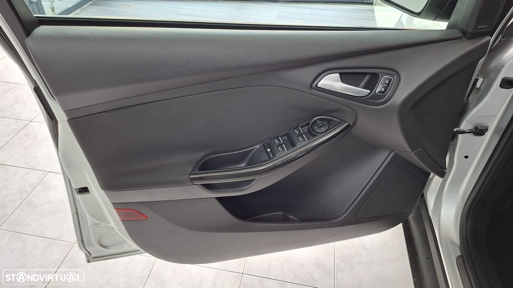 Ford Focus SW 1.5 TDCi Titanium - 12