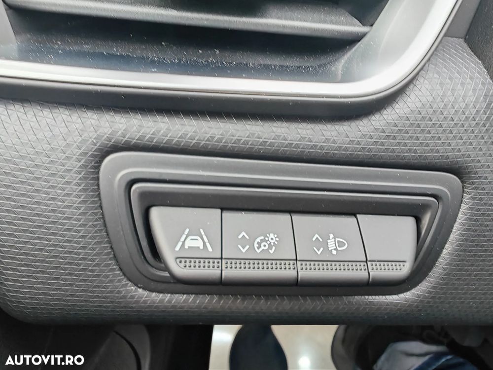 Renault Clio V TCe 90 Evolution - 15