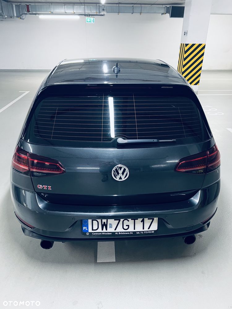 Volkswagen Golf VIII 2.0 TSI GTI DSG - 5