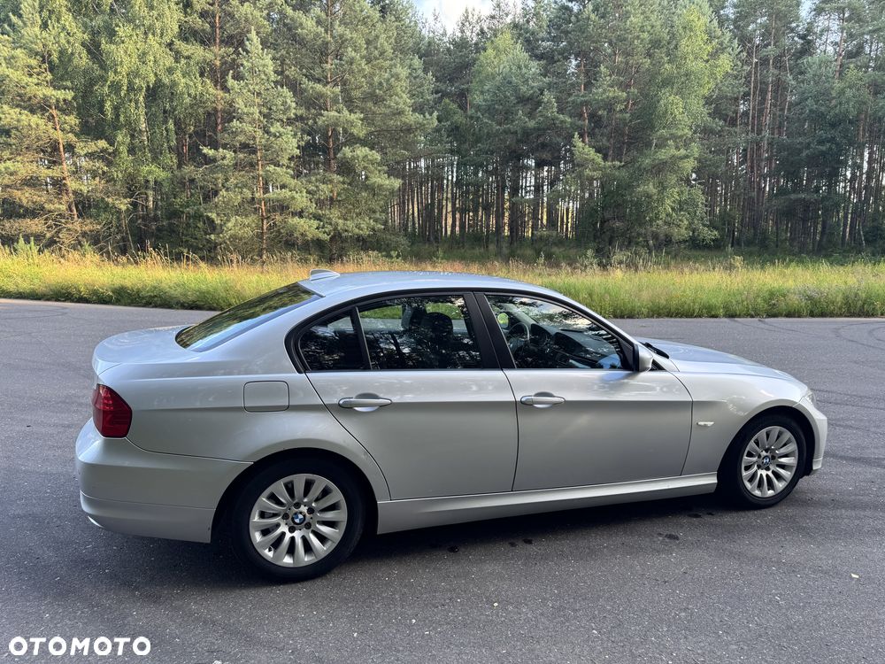 BMW Seria 3 320d - 5