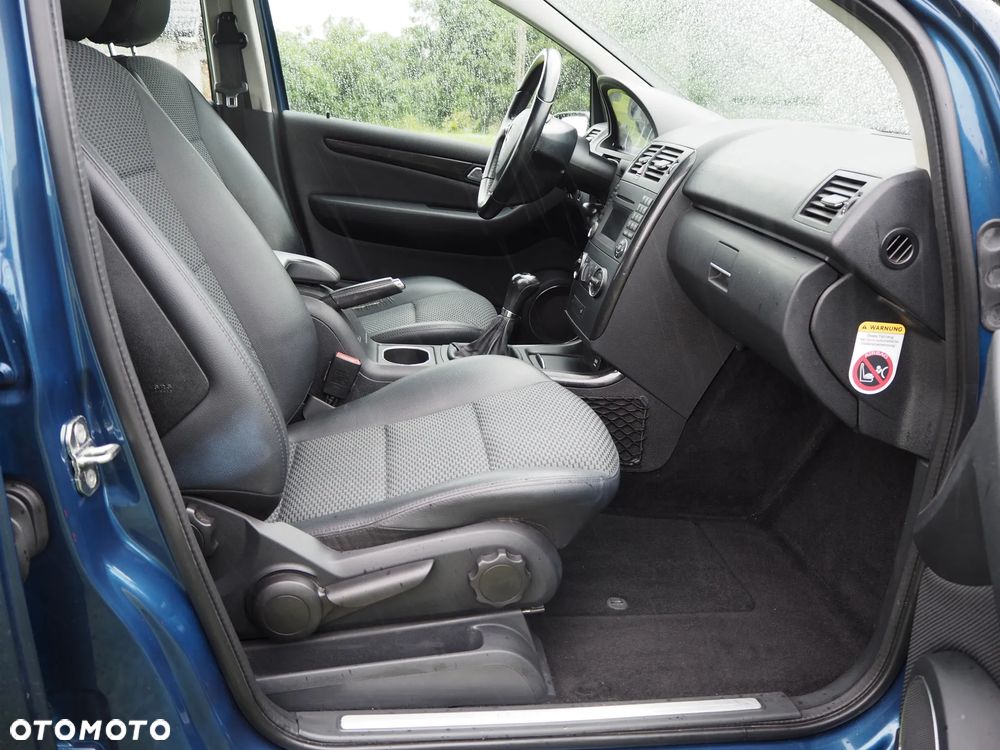 Mercedes-Benz Klasa A 160 CDI Avantgarde Edition 10 - 4