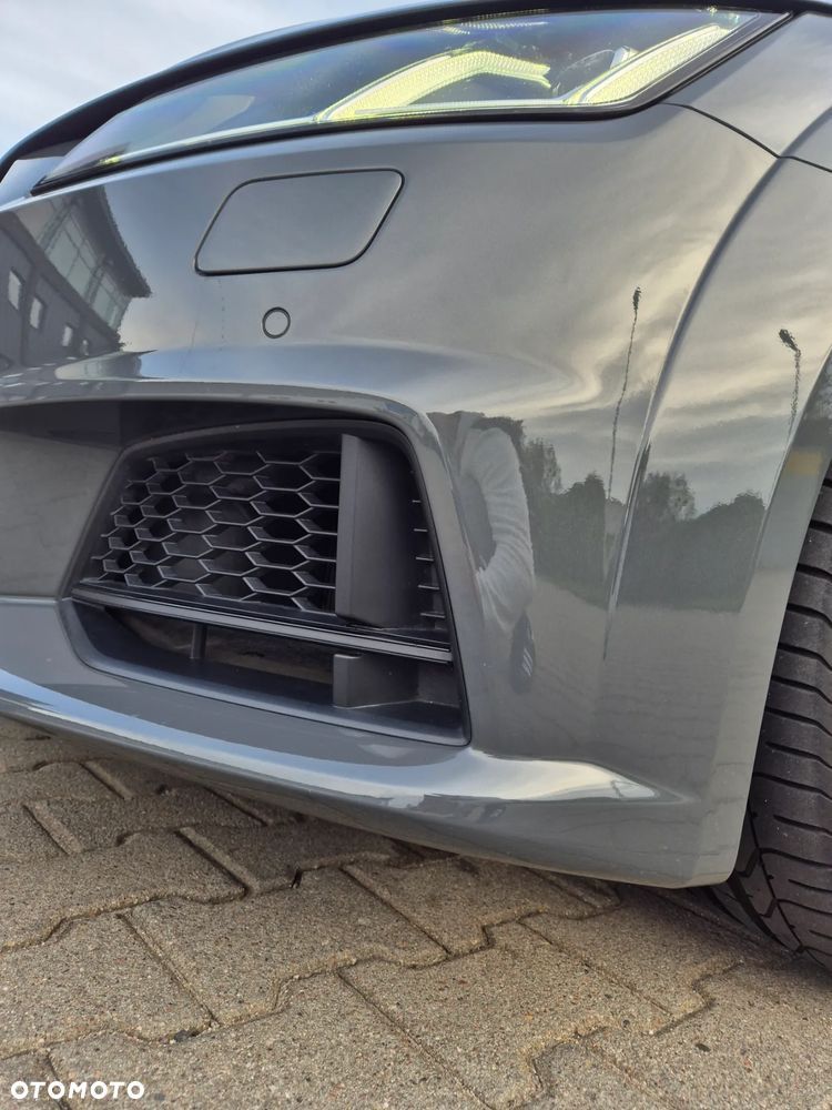 Audi TT S Coupé - 25