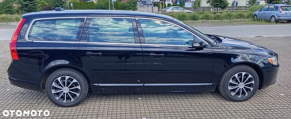 Volvo V70 2.0 Momentum - 5