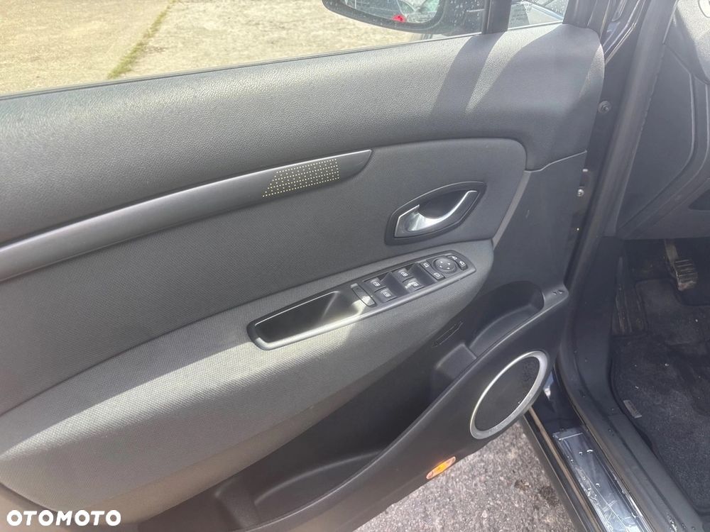 Renault Scenic TCe 130 Dynamique - 21