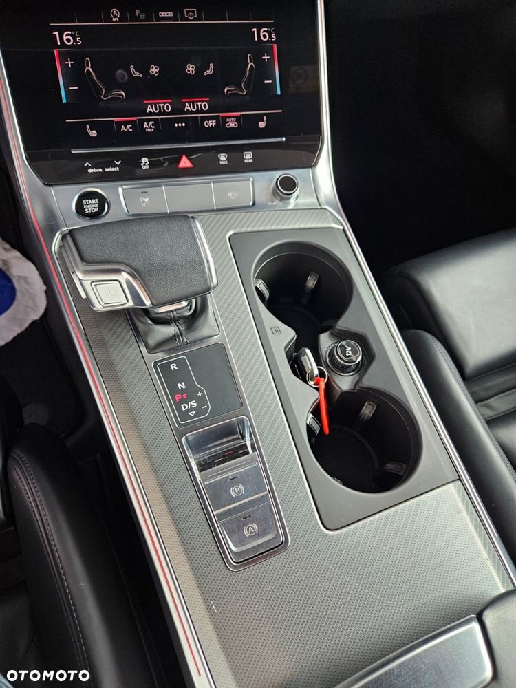 Audi A6 Avant - 26