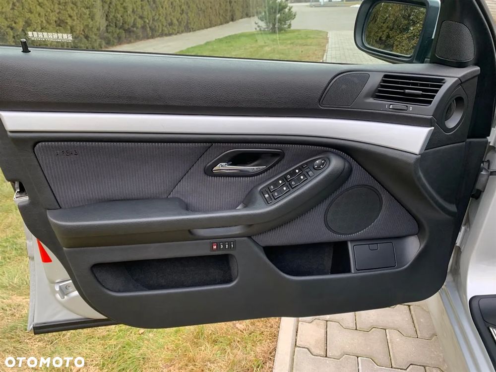 BMW Seria 5 - 18