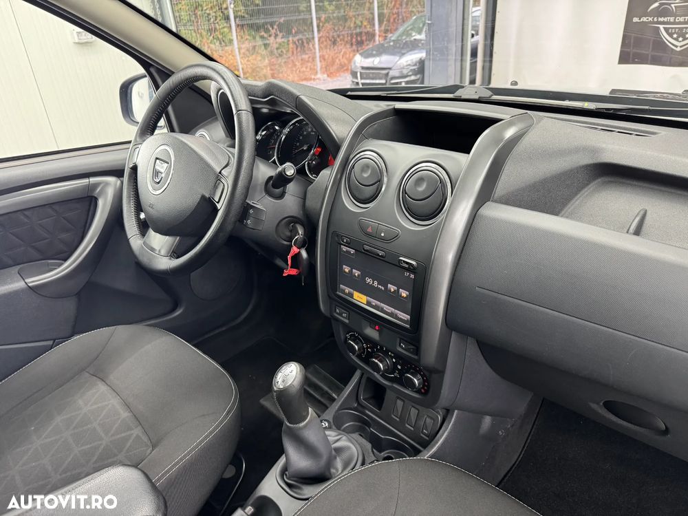 Dacia Duster 1.6 4x2 Laureate - 21