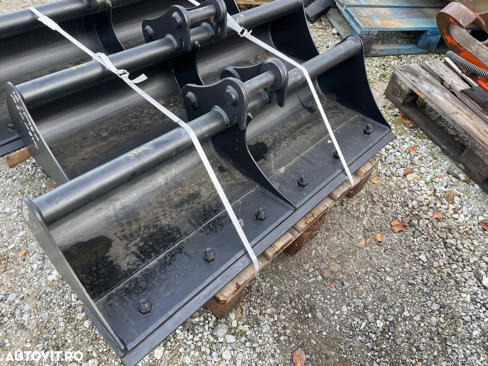 Cupa taluz latime de 1200 mm pentru excavatoare de 2-4 tone - 1
