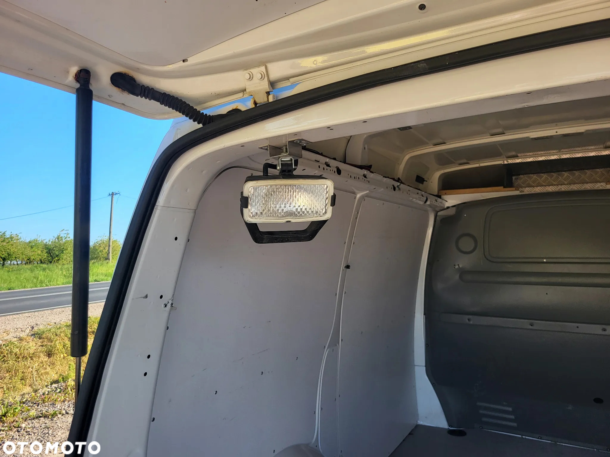 Volkswagen Transporter - 38
