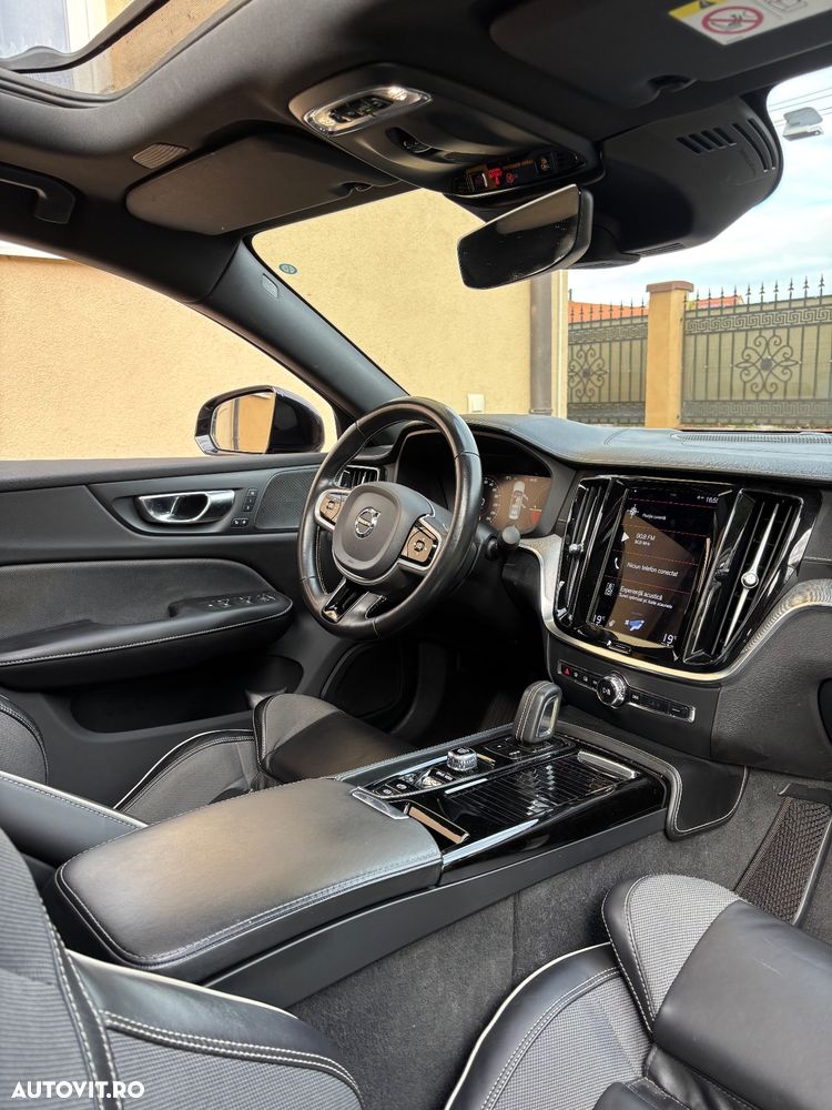 Volvo S60 T8 Recharge AWD Polestar Engineered - 7