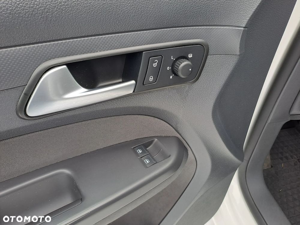 Volkswagen Caddy Maxi Comfortline 4Motion - 16