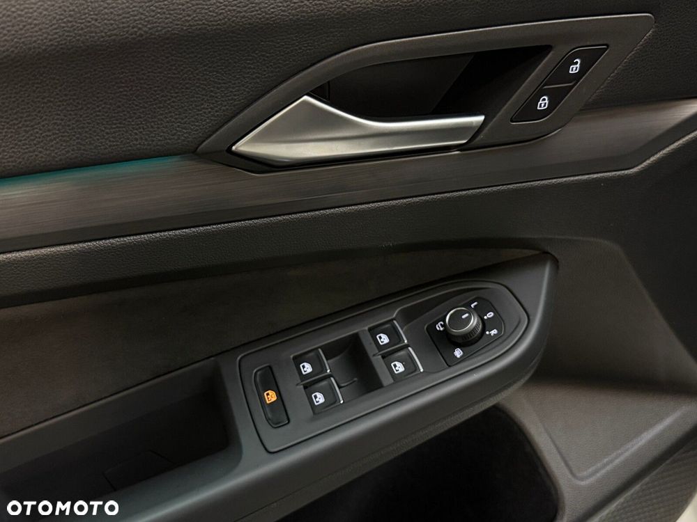 Volkswagen Golf - 17