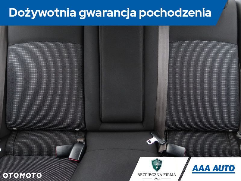 Mitsubishi Lancer - 11