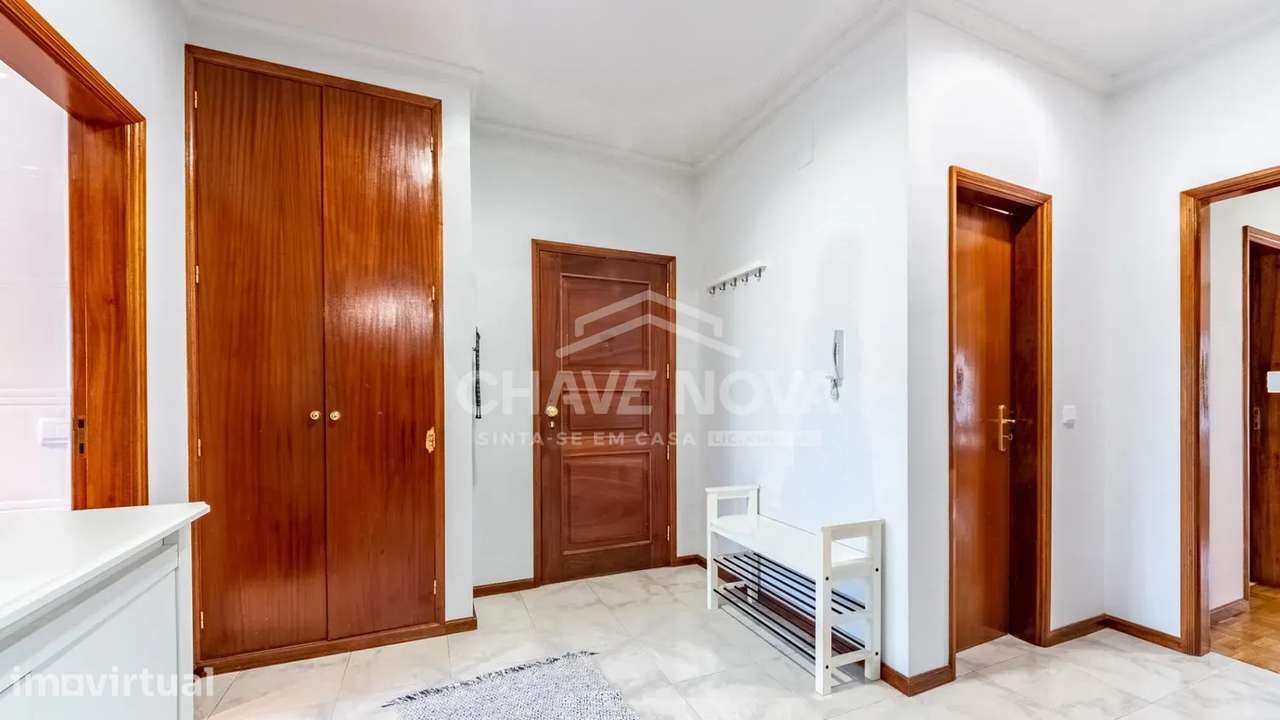 Apartamento T2+1 mobilado, próximo ao Mercadona, em Oliveira do Douro - Grande imagem: 5/19