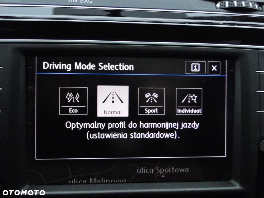 Volkswagen Touran 1.4 TSI (BlueMotion Technology) Highline - 38