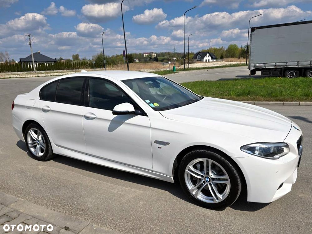 BMW Seria 5 530d xDrive Sport-Aut - 18