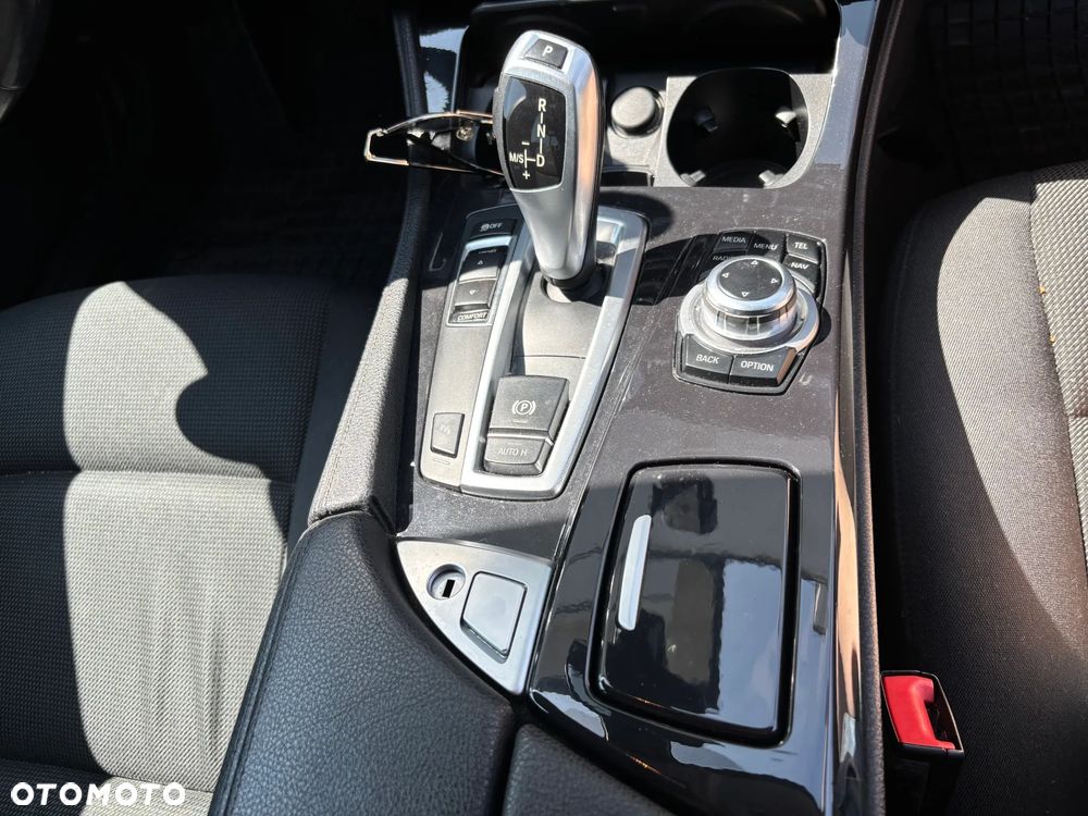 BMW Seria 5 520d xDrive Luxury Line - 5