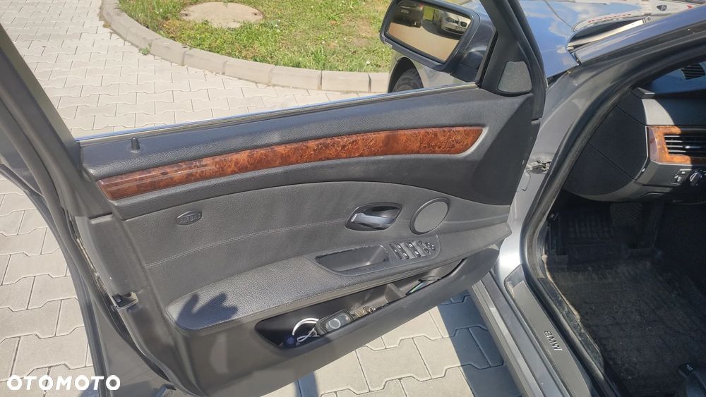 BMW Seria 5 530d - 12