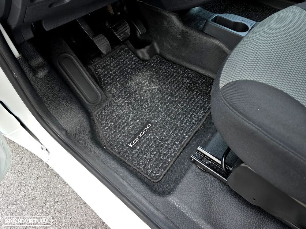 Renault Kangoo MAXI 1.5 DCi 3 lug. c/IVA Dedutível - 19