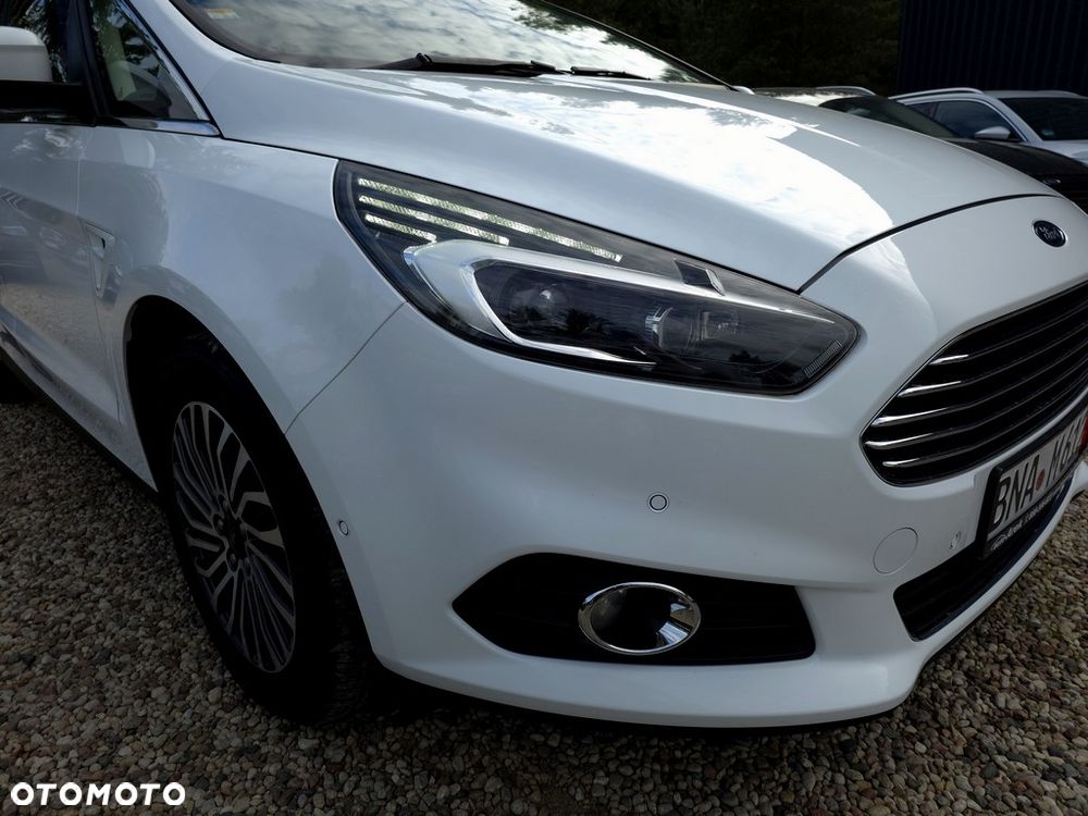 Ford S-Max 2.0 EcoBlue Titanium - 1