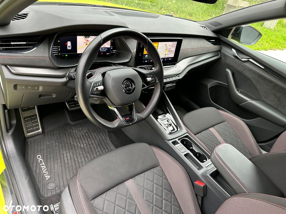 Skoda Octavia 2.0 TDI RS DSG - 14