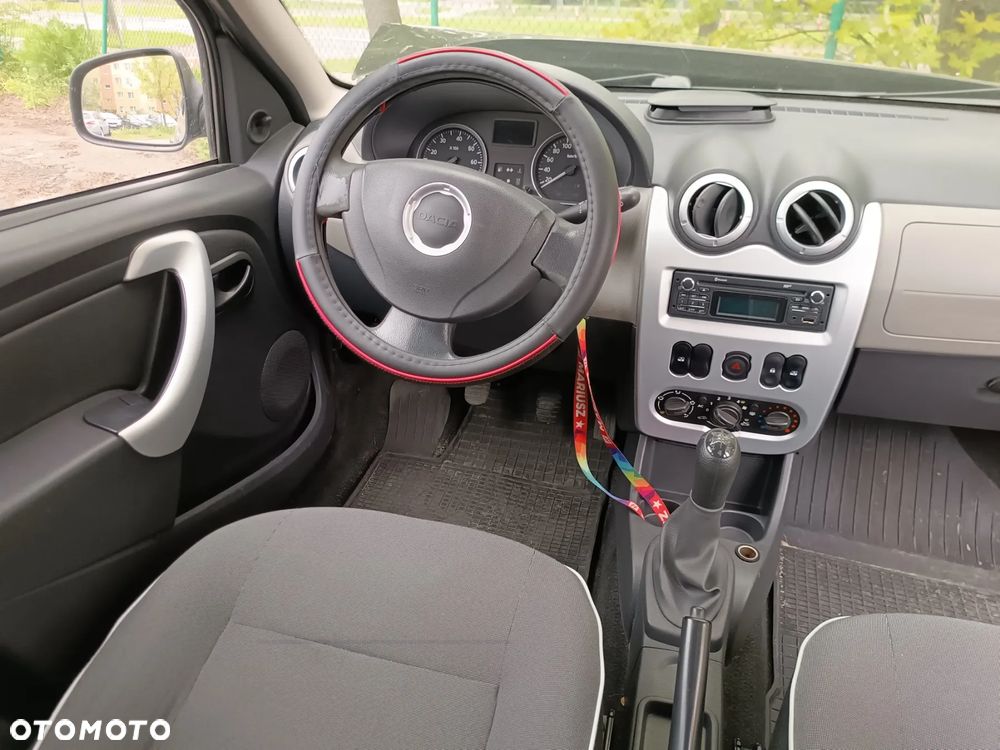 Dacia Sandero - 13