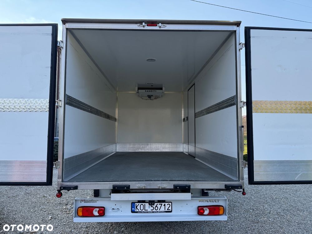 Renault Master 230V Piękny 4.20m Super stan Bezwypadkowy Mroźnia - 18