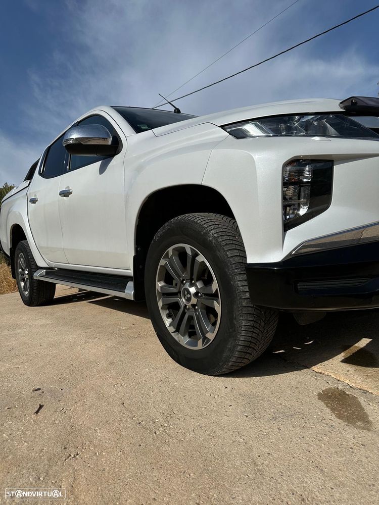 Mitsubishi L200 2.3 DI-D Strakar Space Cab 1st Edition AT 4WD - 14