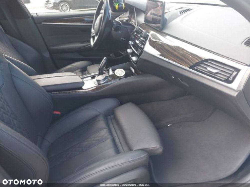 BMW Seria 5 - 10